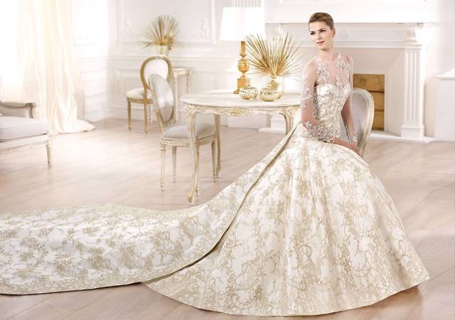Найвідоміші та найдорожчі весільні сукні у світі